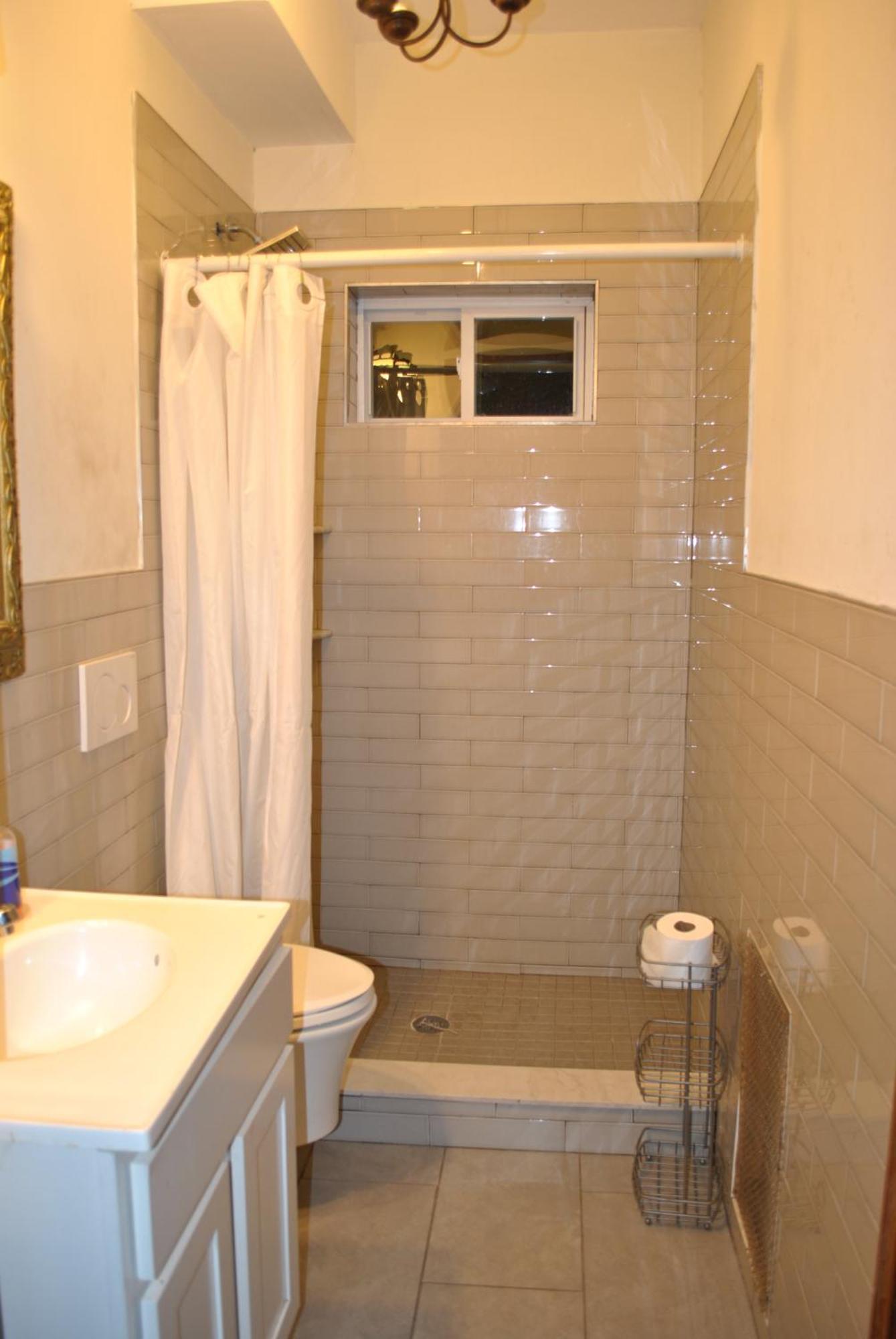 Ewr Airport Multilevel Guest House Room With 2-3 Beds Ньюарк Экстерьер фото